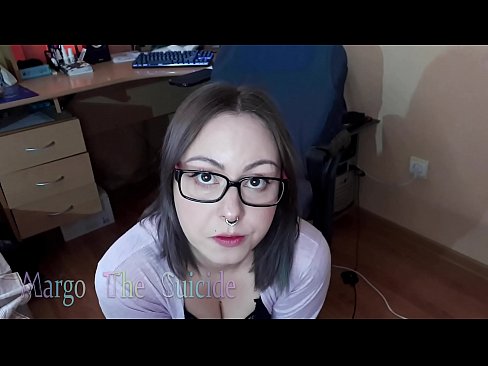 ❤️ Ọmọbinrin ti o ni gbese pẹlu awọn gilaasi buruja Dildo jinna lori Kamẹra ❤️❌  si wa ﹏